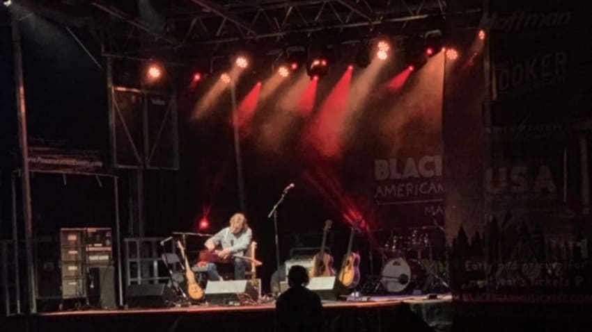 BLACK BEAR AMERICANA FEST PRESENTS: Joe Crookston LIVE STREAM in CONCERT TUESDAY APRIL 28 7PM EDT