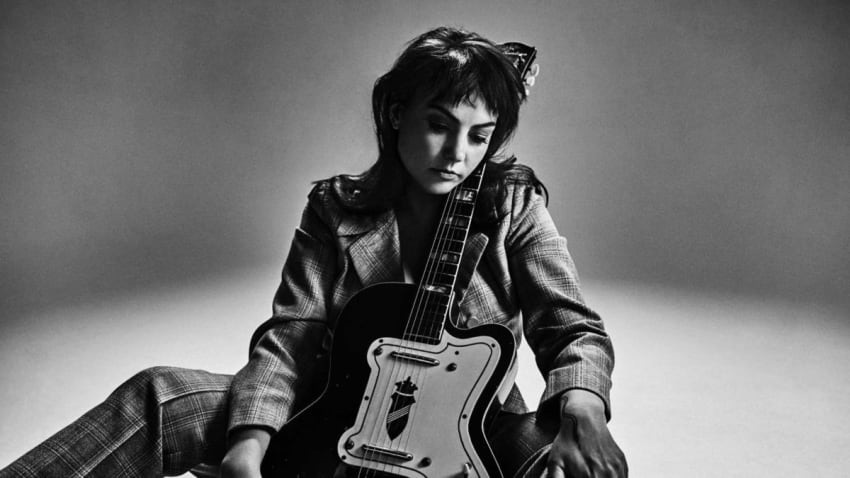 Angel Olsen Releases 'Waving, Smiling' Single & Live Performance Video