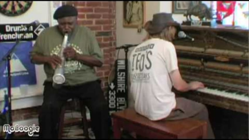 Boogie in the P'Nut Gallery with POLYTOXIC - part 3 "Colours"