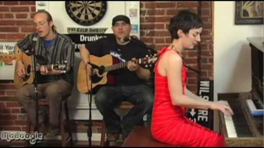 GIANT PANDA GUERILLA DUB SQUAD "Jamaica Song" - acoustic