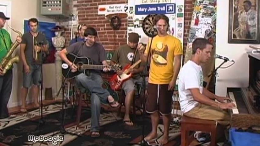 ECHO MOVEMENT "I'll Bring It To You" - stripped down session @ the MoBoogie Loft (full video)