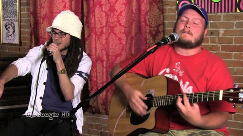 SKILLINJAH feat. JOSH HEINRICHS - Near Or Far - acoustic MoBoogie Loft Session