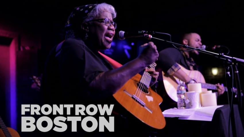 Madisen Ward and The Mama Bear — 'Yellow Taxi' (Live)