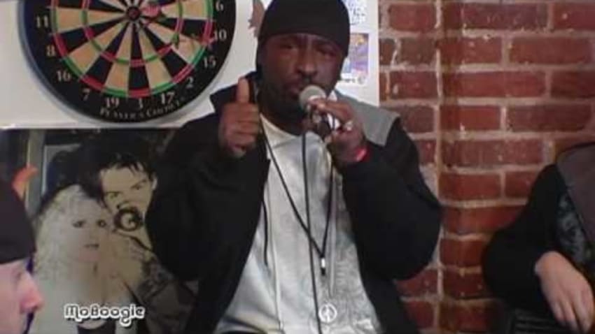 PATO BANTON "Never Give In/Save Your Soul" - acoustic @ the MoBoogie Loft