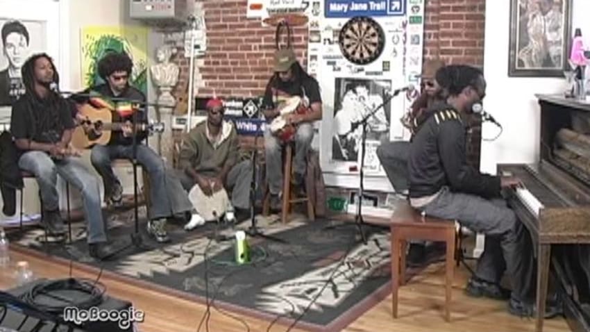ROOTZ UNDERGROUND "Corners Of My Mind" - acoustic @ the MoBoogie Loft