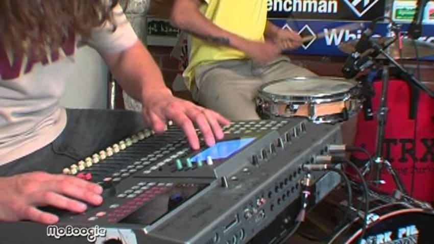 TATANKA "Warp Speed" - stripped down session @ the MoBoogie Loft