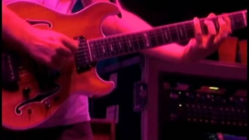 2.2 Mike's Song - 1997-07-22 | Walnut Creek Amphitheater, Raleigh, NC