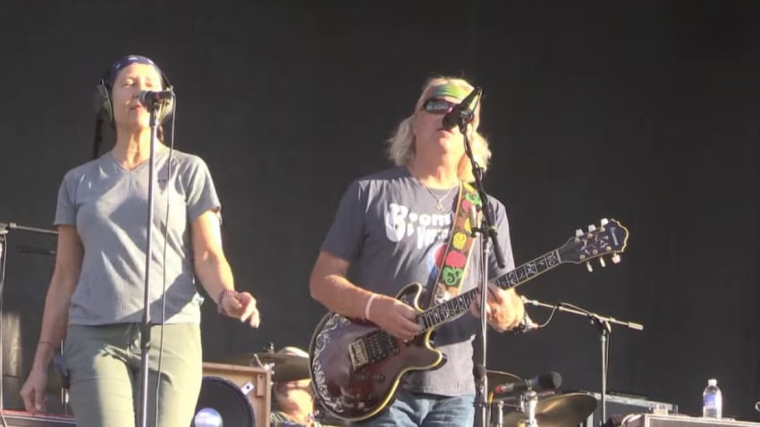 Dark Star Orchestra Plays Drive-In Show In New York