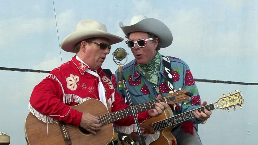 Red Knuckles and the Trailblazers "Roughneck Blues" Grey Fox July 18, 2015