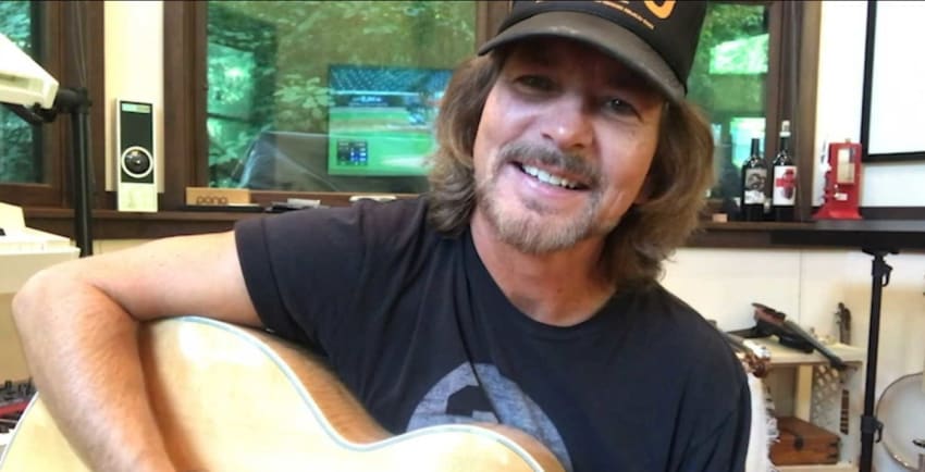 Eddie Vedder Clemente Museum Video