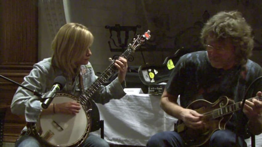 Sam Bush, Bobby Hicks & Alison Brown "Wayfaring Stranger" 2/6/10 Harvard U