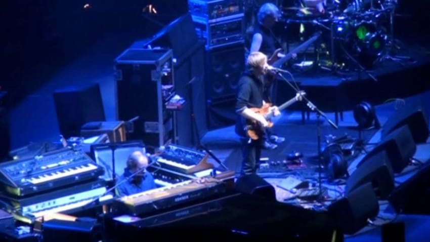 Phish - Tweezer, Heartbreaker, Tweezer, Ramble On, Thank You, Tweezer