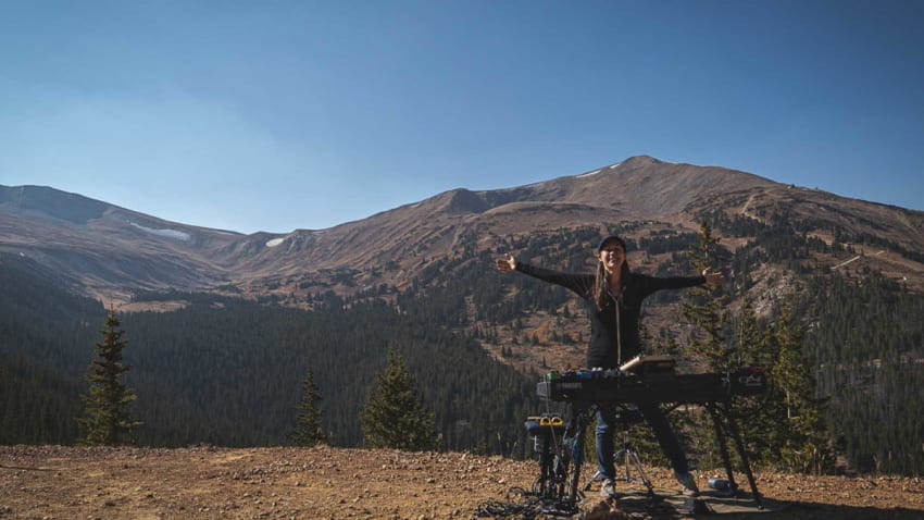 Today's Livestreams, November 5, 2020: Holly Bowling, Lucinda Williams & More