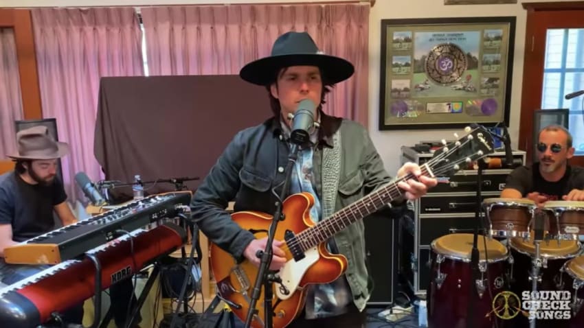 Lukas Nelson & POTR Cover Dire Straits’ 'Romeo And Juliet'