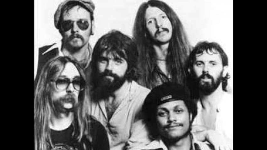 "THE DOOBIE BROTHERS:  Soundstage - Live In Chicago" - (1977)