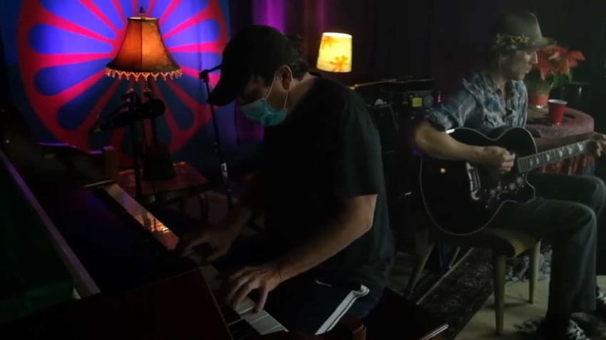 Todd Snider & Widespread Panic’s JoJo Hermann Cover JJ Cale’s ‘Crazy Mama’