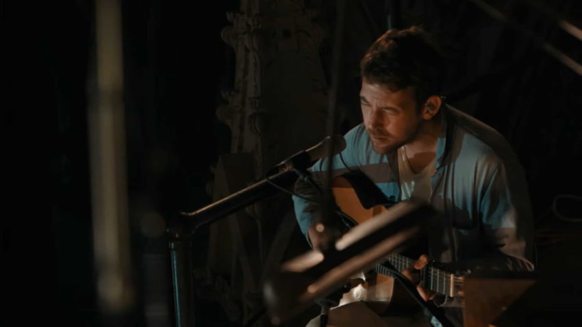 Fleet Foxes Robin Pecknold Im Not My Season Live Performance Video