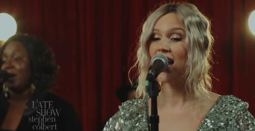 Joss Stone Colbert Debut Walk With Me