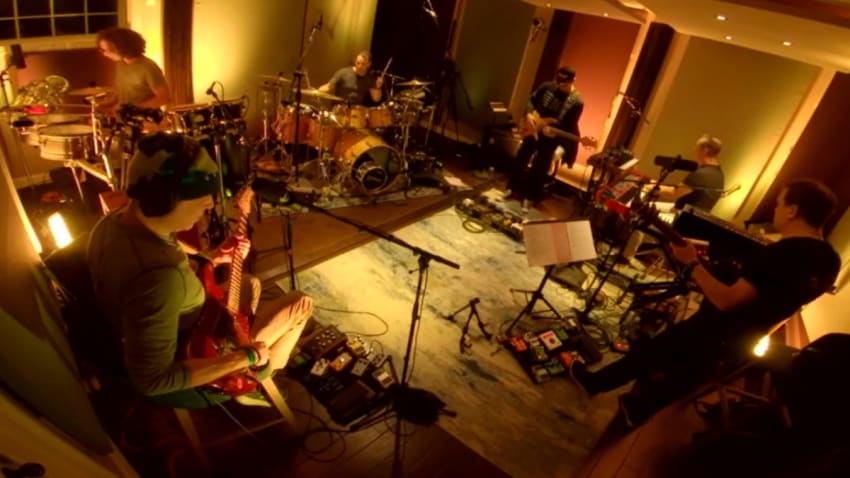 Umphrey’s McGee Kicks Off ‘Wrapped Around Nashville’ Livestream Concert Series