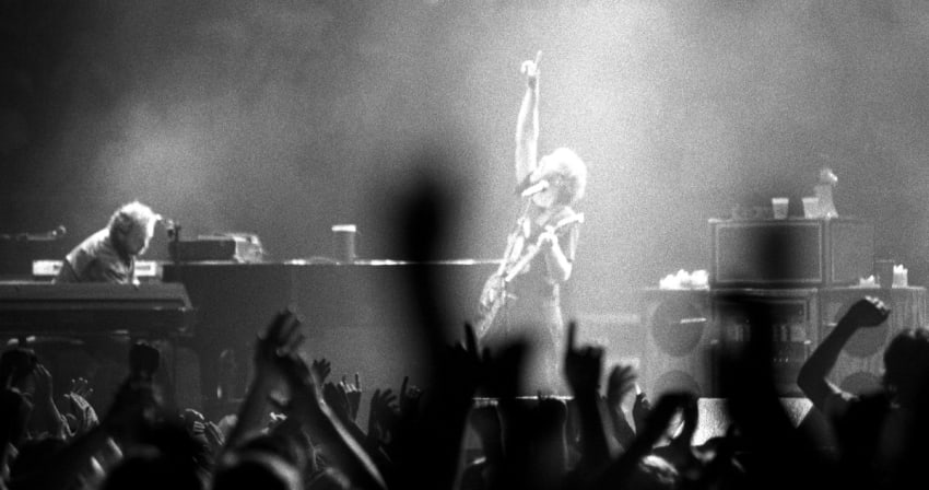Phish April 4, 1998 Island Tour Dinner Movie