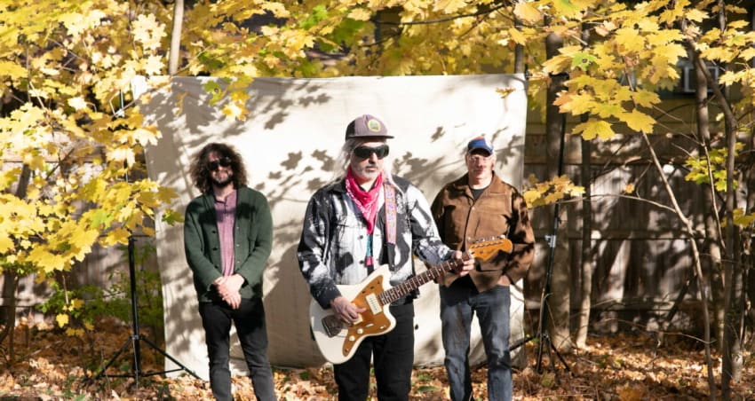 Dinosaur Jr Press April 2021
