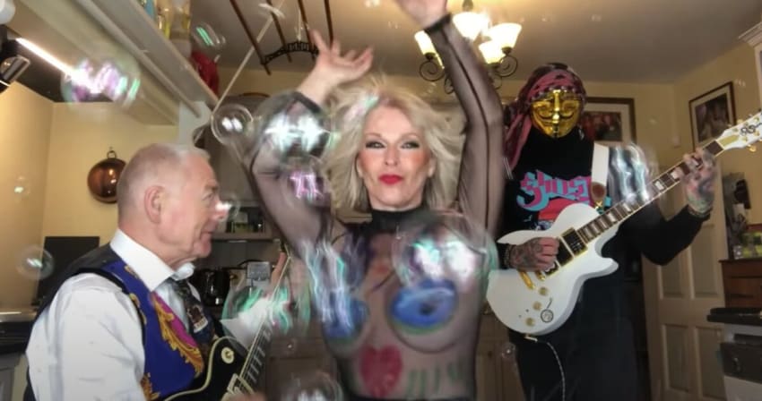 Toyah and Robert Satisfaction