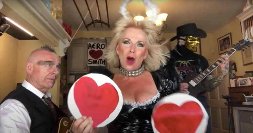 Toyah and Robert Love In An Elevator
