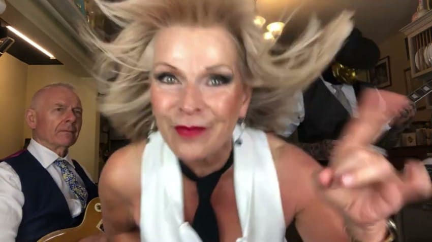 Toyah & Robert's Sunday Lunch - Sharp Dressed Man