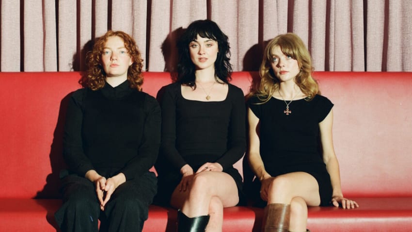Folk Bitch Trio