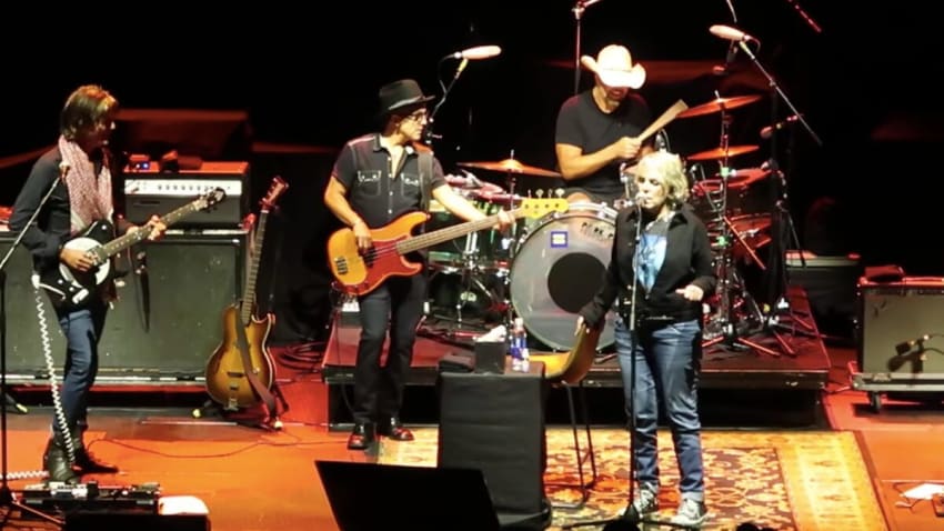 Watch Lucinda Williams Cover ZZ Top With Charlie Sexton In Austin