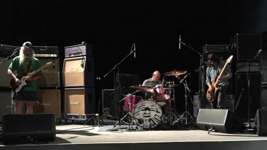 Dinosaur Jr. Postpones 1st Leg Of Fall Tour Due To COVID