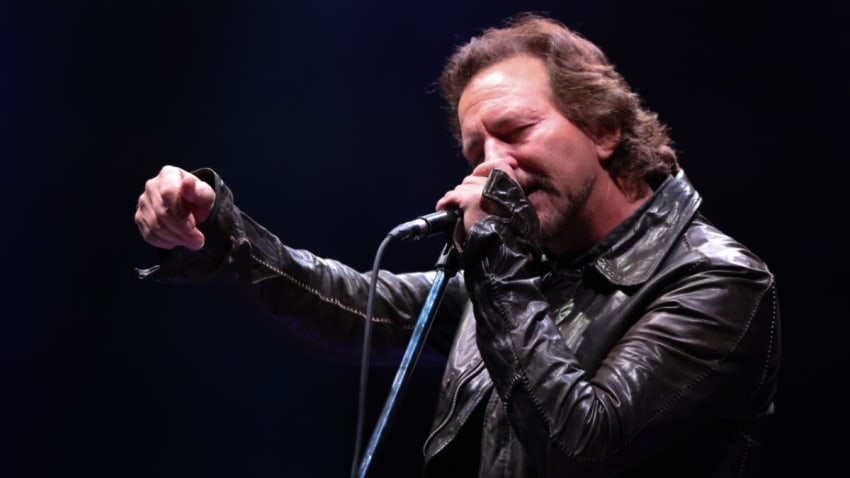 Watch Eddie Vedder Debut ‘Long Way’ Live At Ohana 2021: Pro-Shot Video