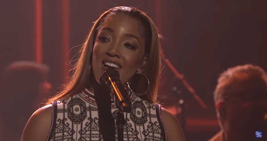 Mickey Guyton Lay It On Me Fallon