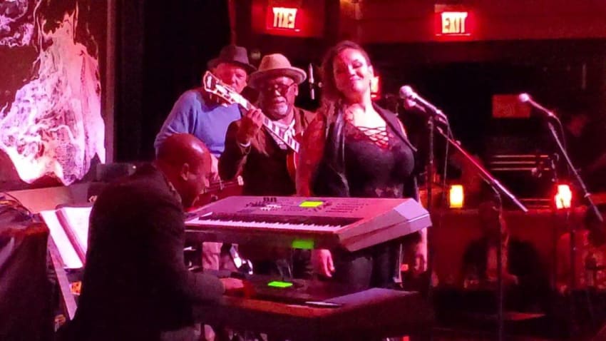 Jonathan Butler - Do You Love Me - Vibrato Jazz Club - Los Angeles, CA 20211010