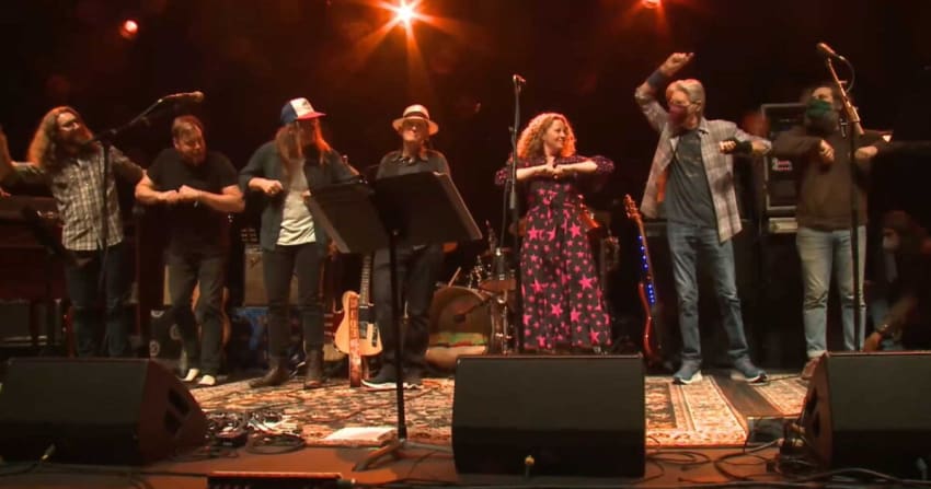 Phil Lesh Friends Benmont Tench Fruit Bats Setlist Capitol Theatre