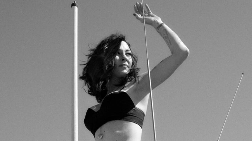 Amanda Shires Releases ‘Home To Me’ Single