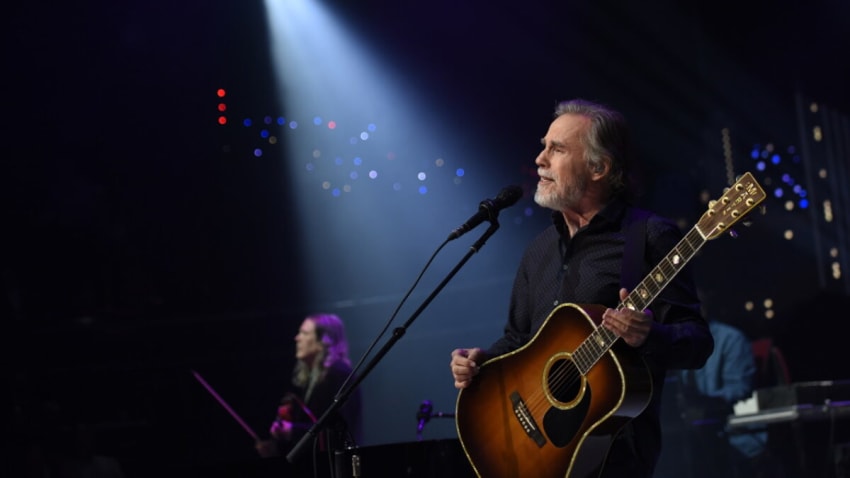 Jackson Browne Adds 2023 Summer Tour Dates Including New York City Residency