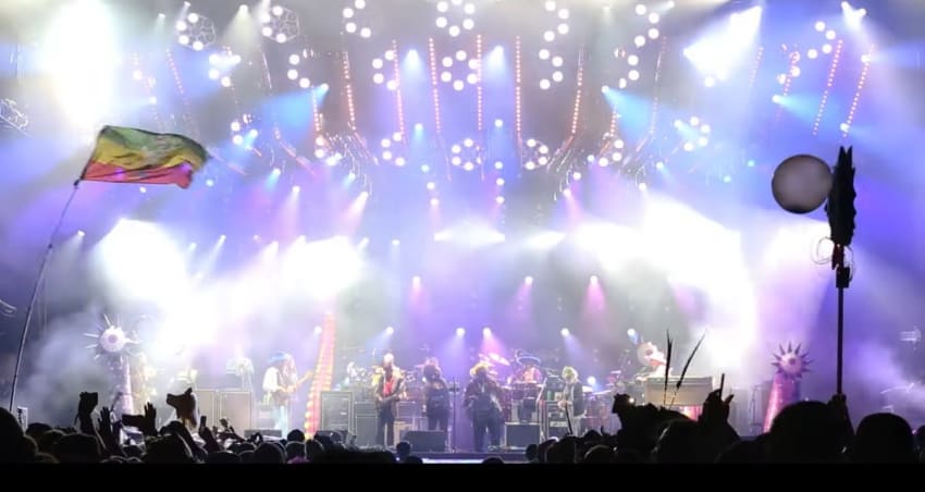 String Cheese Incident Dance Covers Hulaween