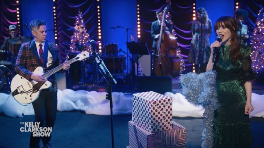 She & Him Perform On ‘Kelly Clarkson Show’