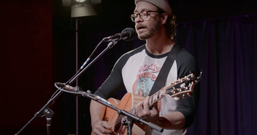 Amos Lee The Currrent MicroShow