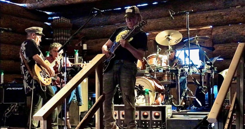 Neil Young Crazy Horse Press Live 2021