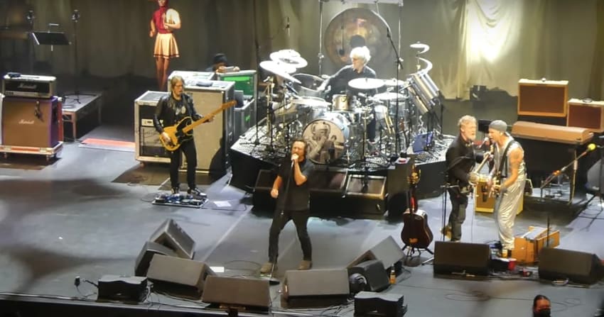 eddie Vedder Stewart Copeland LA