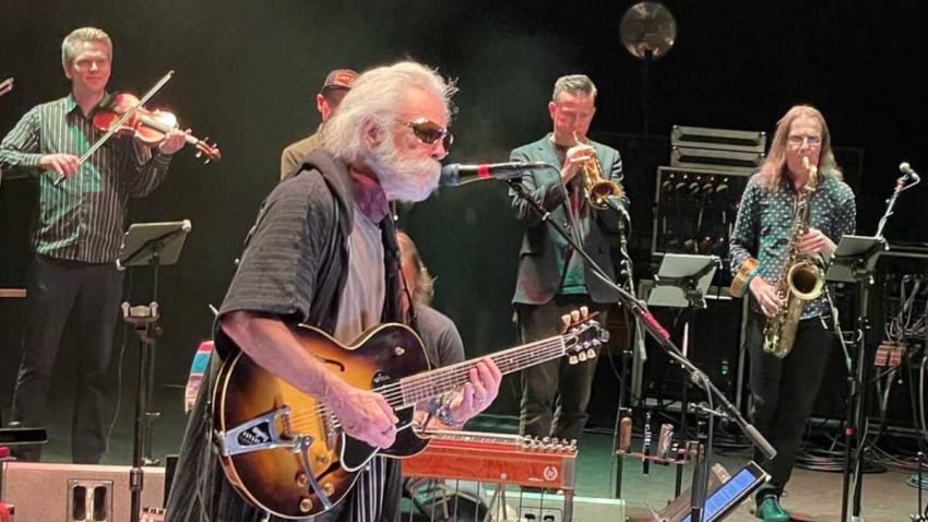 Bob Weir And Wolf Bros Debut ‘Jailhouse Rock’ Cover In Memphis