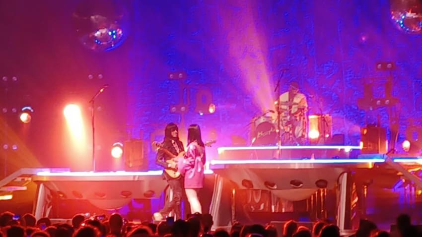 Khruangbin - Medley of cover songs - Roadrunner, Boston, MA - 3/17/2022