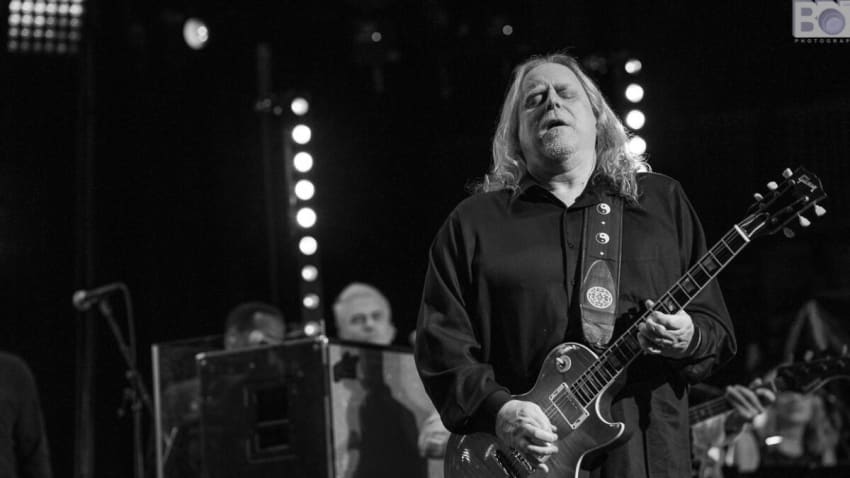 Watch Gov’t Mule Break Out Neil Young Cover With Micah Nelson & Jackie Greene