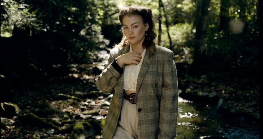Angel Olsen press April 2022