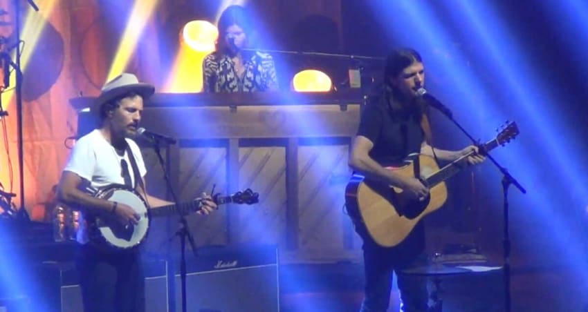 Avett Brothers Chicago Theatre Setlist Videos Night 1