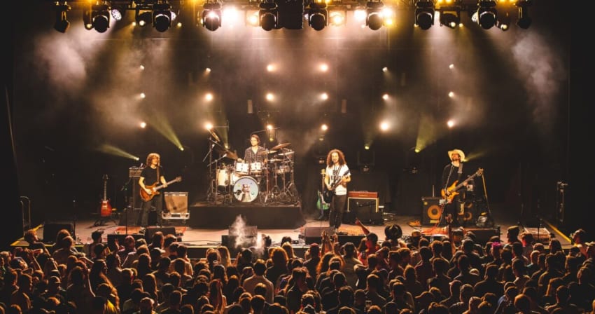 Pigeons Playing Ping Pong Brooklyn Steel