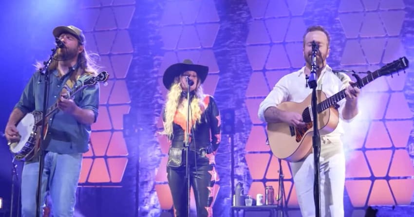 Trampled By Turtles Elizabeth Cook Tom Waits Cover Grand Rapids Video