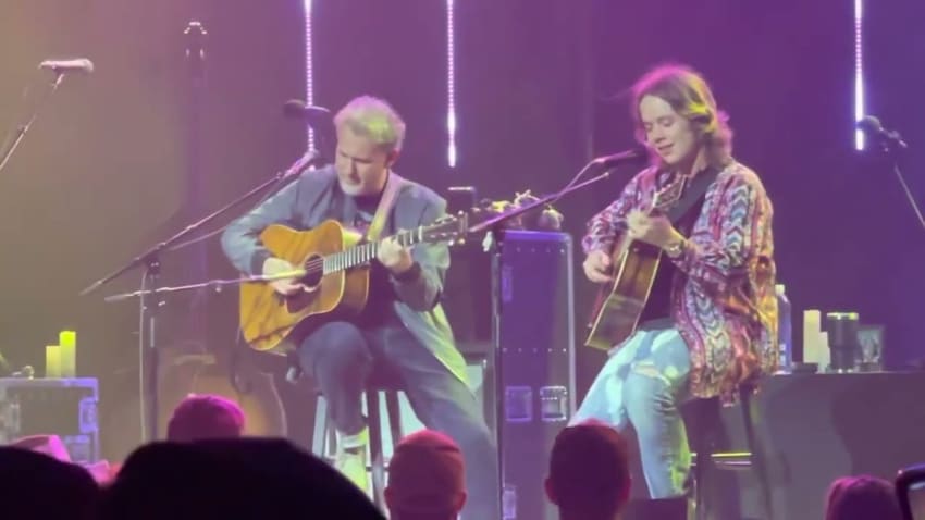 Billy Strings and Bryan Sutton - Salty Sheep (Ryman Auditorium, Nashville, TN 5/6/22)